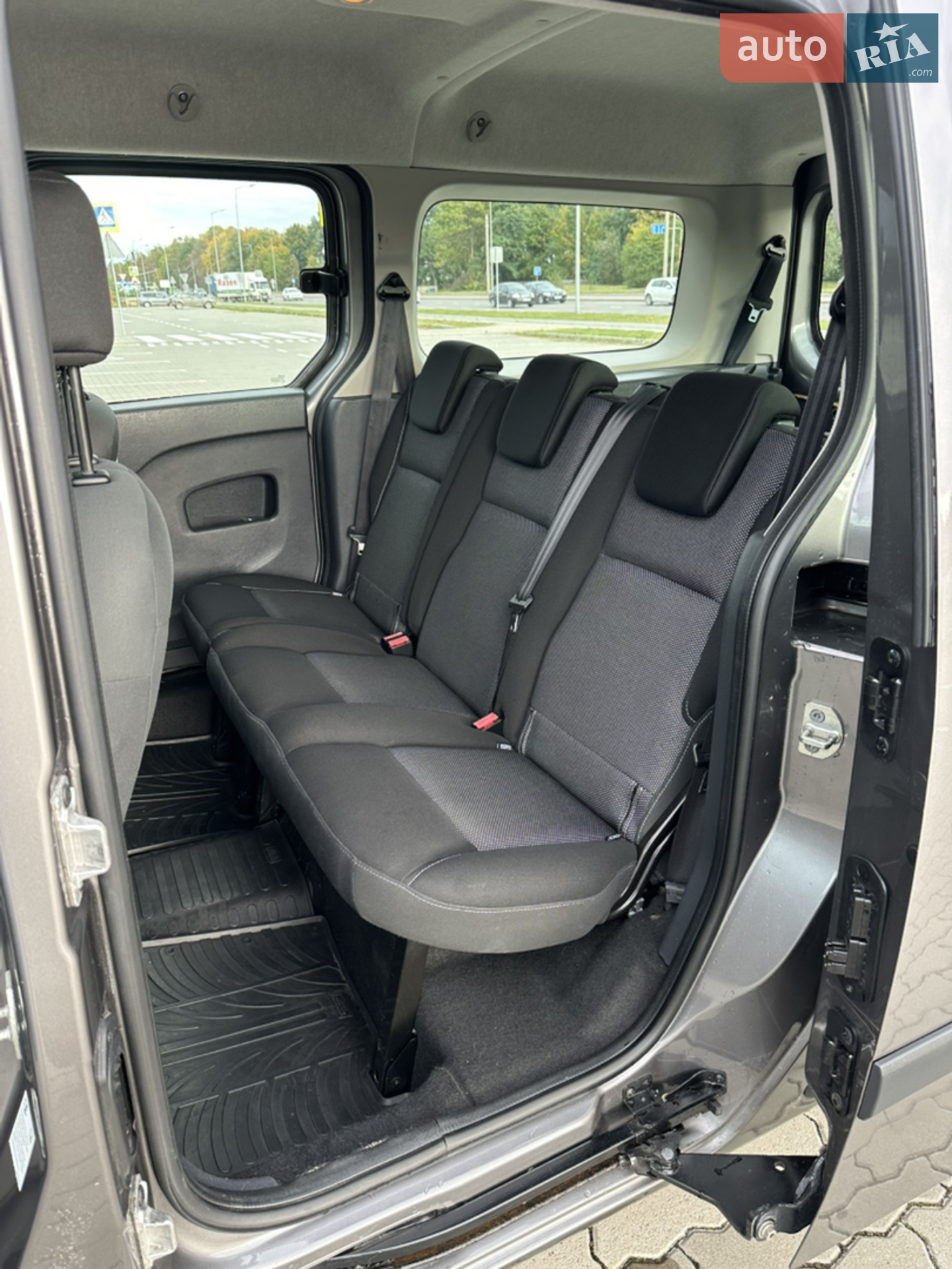 2015 Renault Kangoo - мініатюра 28