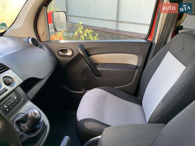 Мінівен Renault Kangoo 2011 в Києві