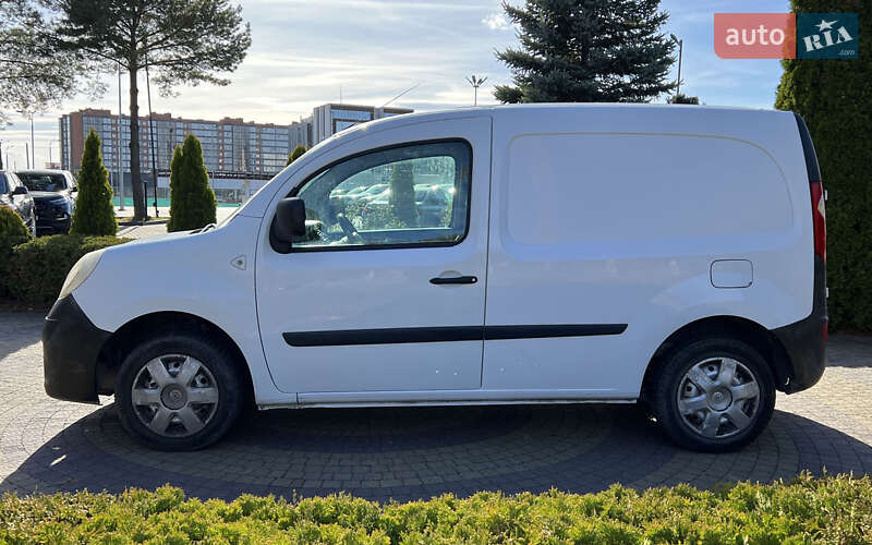 Вантажний фургон Renault Kangoo 2013 в Львові