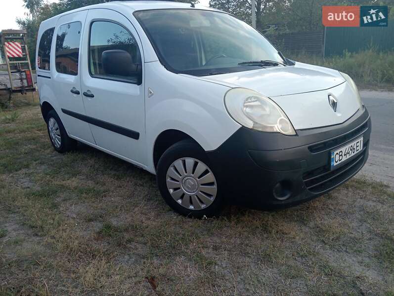 Минивэн Renault Kangoo 2008 в Сновске