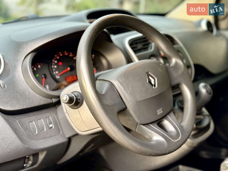 Грузовой фургон Renault Kangoo 2014 в Черновцах