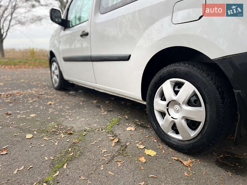 Минивэн Renault Kangoo 2011 в Владимире