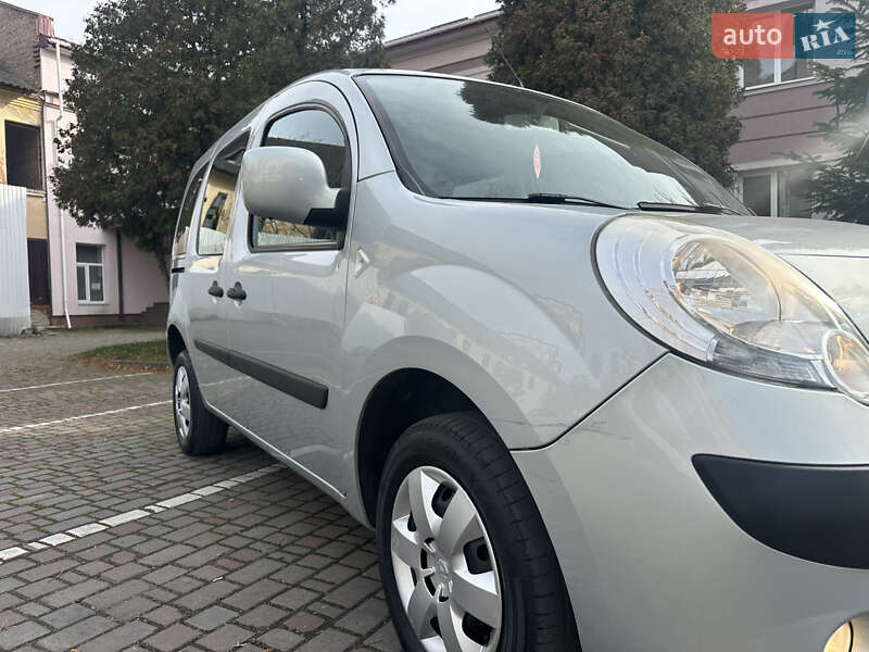 Минивэн Renault Kangoo 2008 в Ивано-Франковске