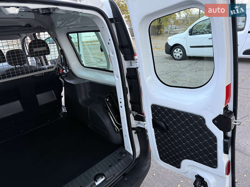 Минивэн Renault Kangoo 2019 в Днепре фото 70 Минивэн Renault Kangoo 2019 в Днепре