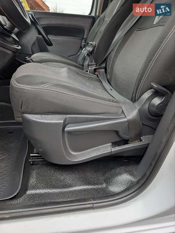 Інші вантажівки Renault Kangoo 2016 в Вапнярці