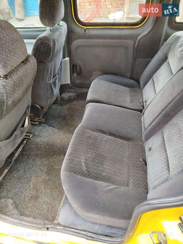 Минивэн Renault Kangoo 2004 в Хороле