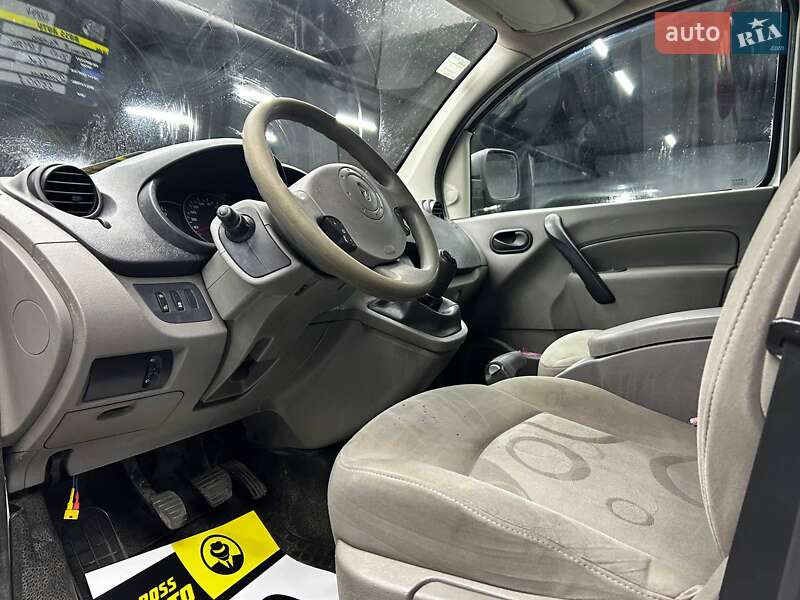 Минивэн Renault Kangoo 2010 в Черновцах