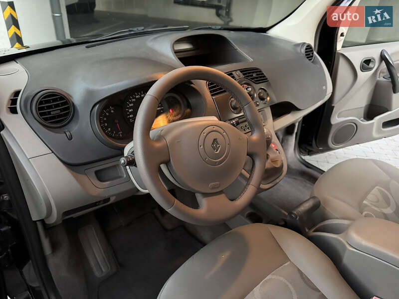 Мінівен Renault Kangoo 2008 в Києві фото 39 Мінівен Renault Kangoo 2008 в Києві