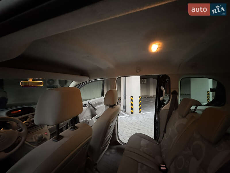 Мінівен Renault Kangoo 2008 в Києві фото 47 Мінівен Renault Kangoo 2008 в Києві