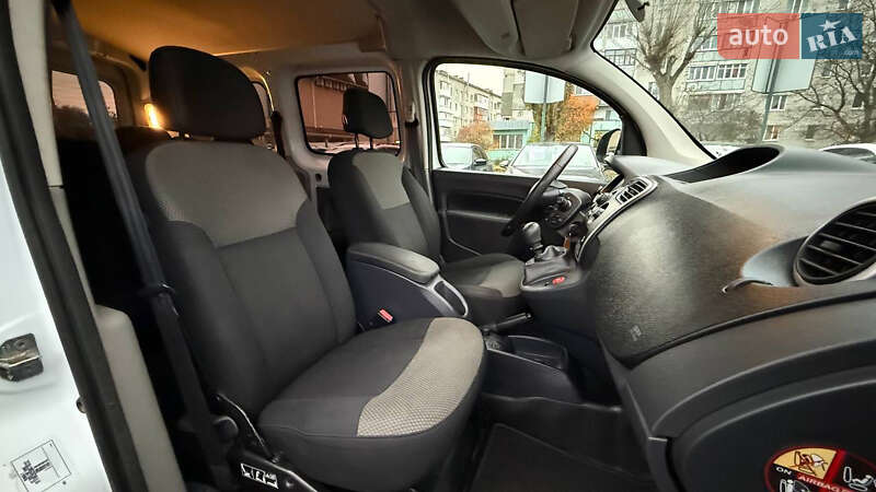 Мінівен Renault Kangoo 2017 в Бердичеві фото 23 Мінівен Renault Kangoo 2017 в Бердичеві