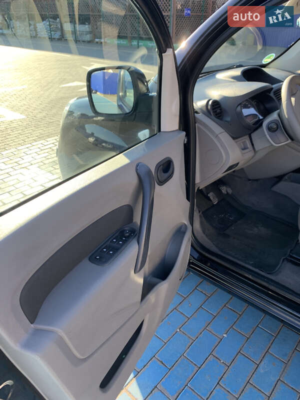 Мінівен Renault Kangoo 2009 в Калуші фото 9 Мінівен Renault Kangoo 2009 в Калуші