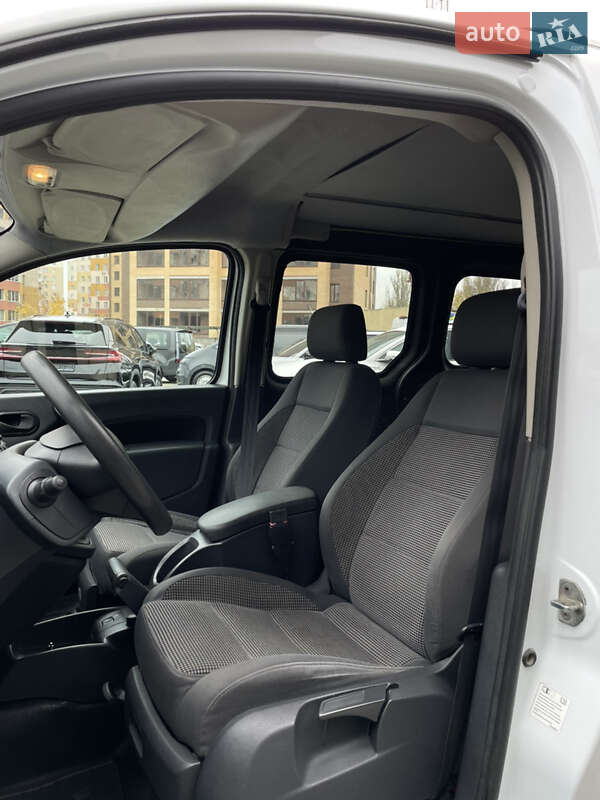 Минивэн Renault Kangoo 2015 в Одессе