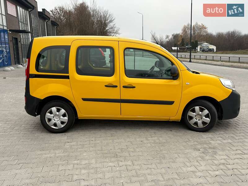 Мінівен Renault Kangoo 2020 в Тернополі
