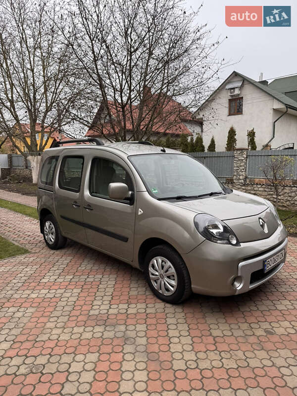 Мінівен Renault Kangoo 2010 в Тернополі фото Мінівен Renault Kangoo 2010 в Тернополі