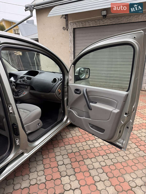 Мінівен Renault Kangoo 2010 в Тернополі фото 21 Мінівен Renault Kangoo 2010 в Тернополі