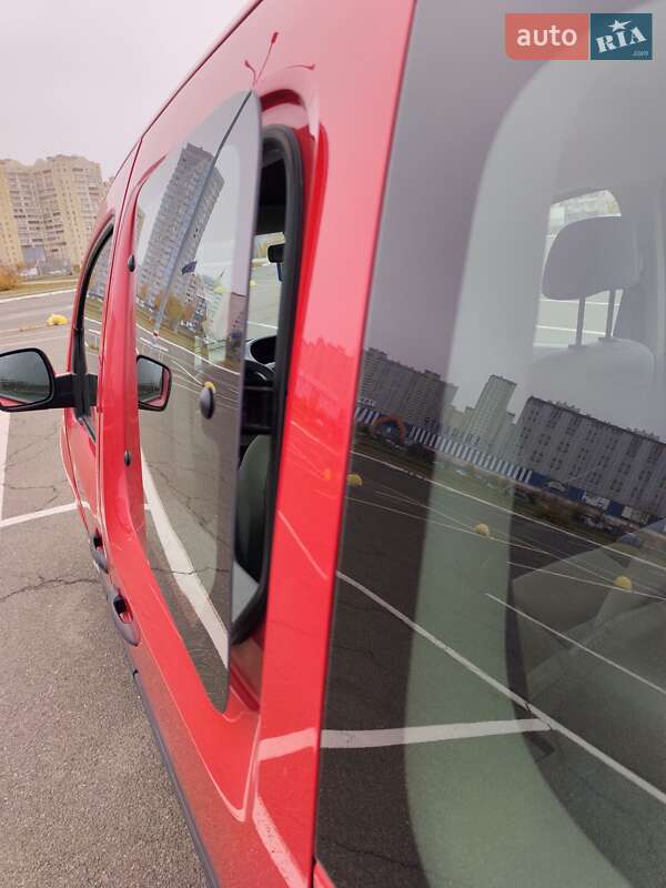 Мінівен Renault Kangoo 2010 в Києві