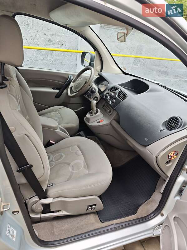 Минивэн Renault Kangoo 2009 в Ивано-Франковске