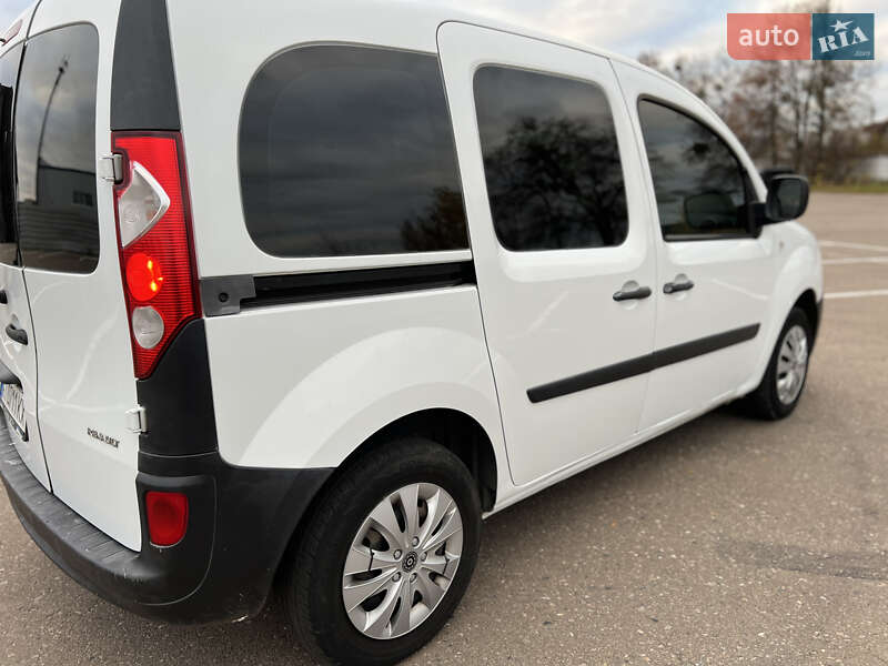 Мікроавтобус вантажний (до 3,5т) Renault Kangoo 2011 в Рівному