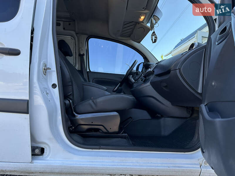 Грузопассажирский фургон Renault Kangoo 2014 в Киеве фото 31 Грузопассажирский фургон Renault Kangoo 2014 в Киеве