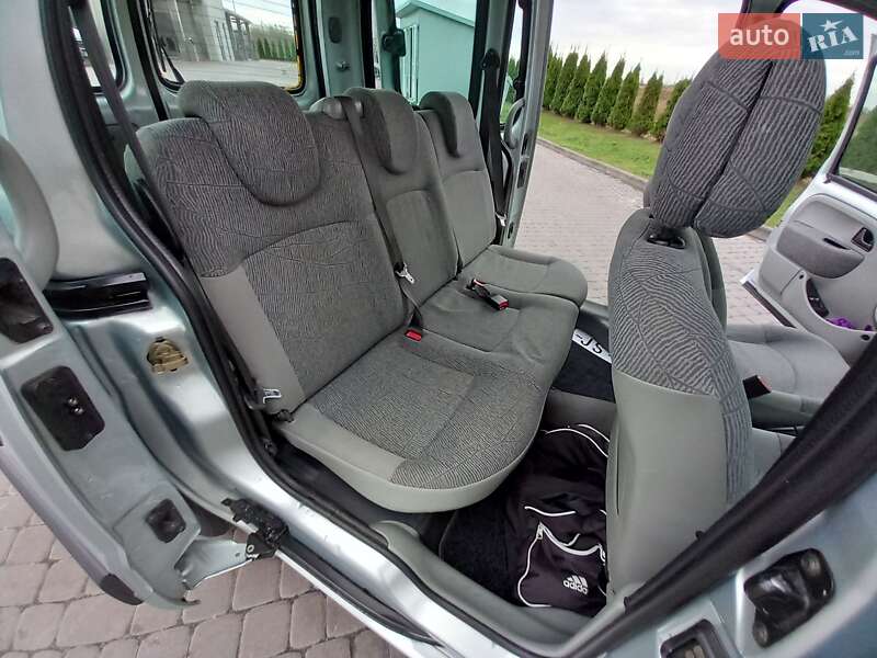 Минивэн Renault Kangoo 2002 в Городке фото 46 Минивэн Renault Kangoo 2002 в Городке