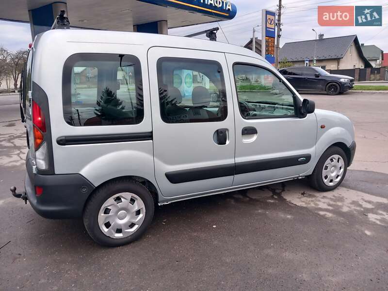 Минивэн Renault Kangoo 2002 в Городке фото 73 Минивэн Renault Kangoo 2002 в Городке