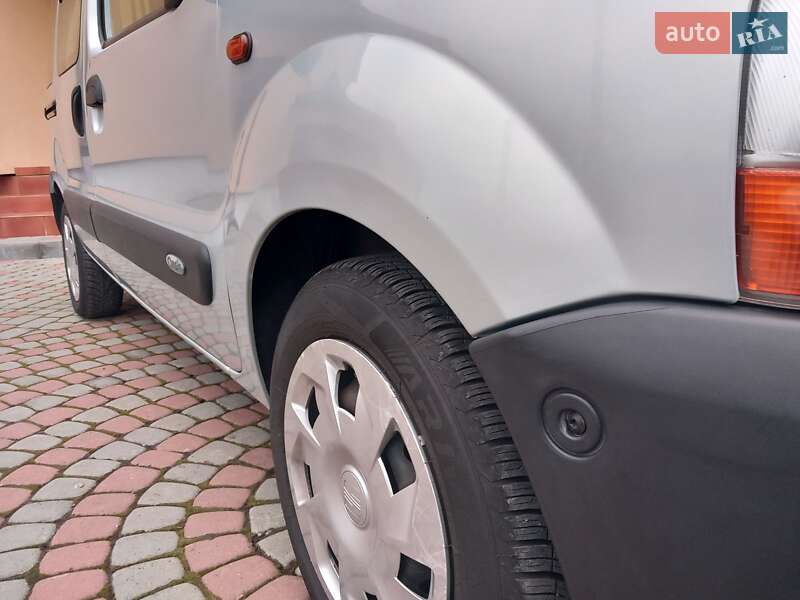 Минивэн Renault Kangoo 2002 в Городке фото 108 Минивэн Renault Kangoo 2002 в Городке