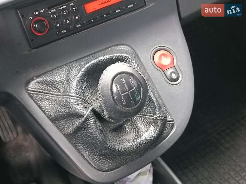 Вантажний фургон Renault Kangoo 2013 в Харкові