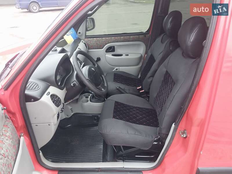 Минивэн Renault Kangoo 2004 в Николаеве фото 17 Минивэн Renault Kangoo 2004 в Николаеве