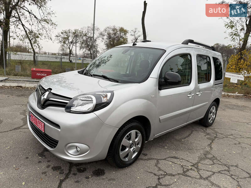 Мінівен Renault Kangoo 2016 в Дніпрі