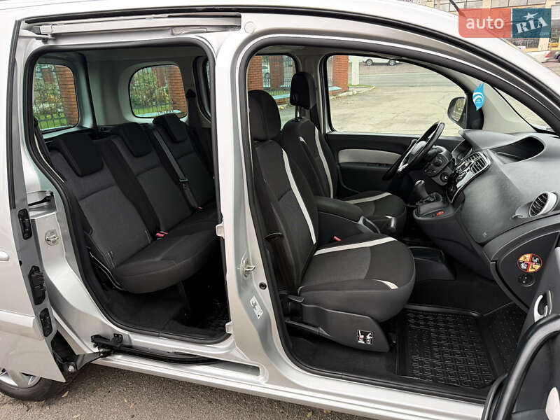 Мінівен Renault Kangoo 2016 в Дніпрі