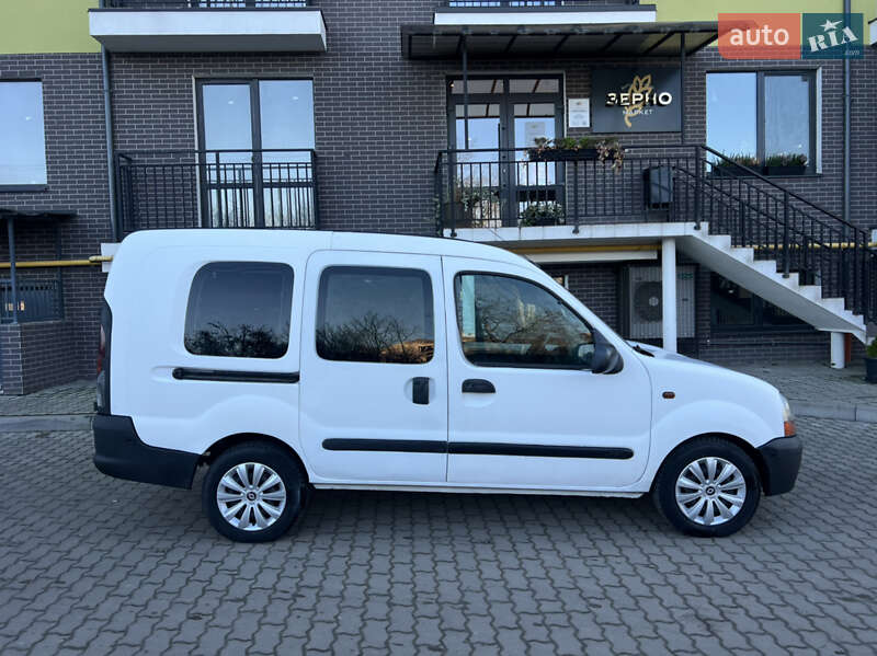 Минивэн Renault Kangoo 2000 в Жовкве