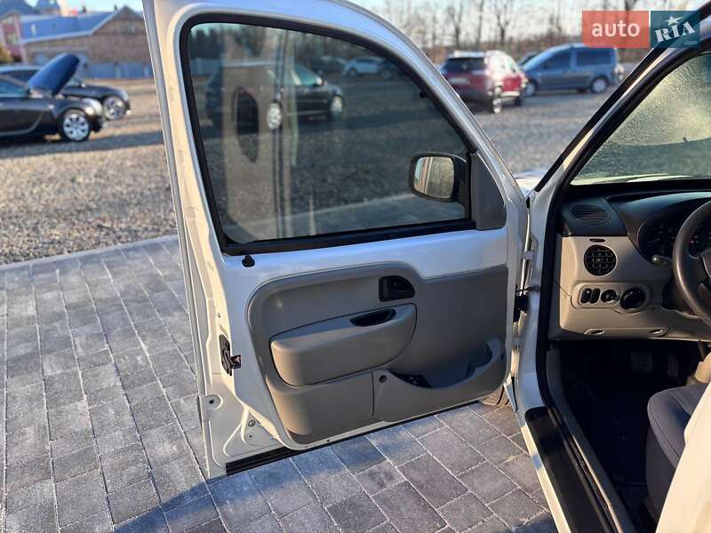 Минивэн Renault Kangoo 2004 в Коломые фото 16 Минивэн Renault Kangoo 2004 в Коломые