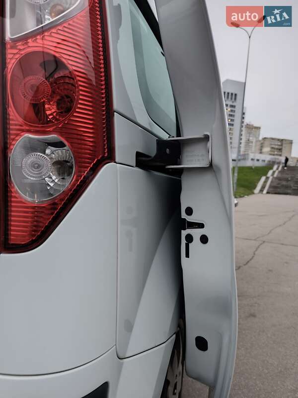 Мінівен Renault Kangoo 2011 в Києві фото 31 Мінівен Renault Kangoo 2011 в Києві