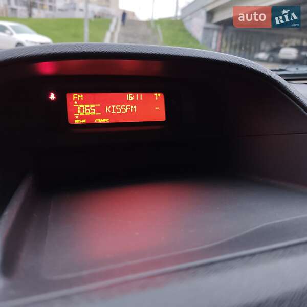 Мінівен Renault Kangoo 2011 в Києві фото 51 Мінівен Renault Kangoo 2011 в Києві