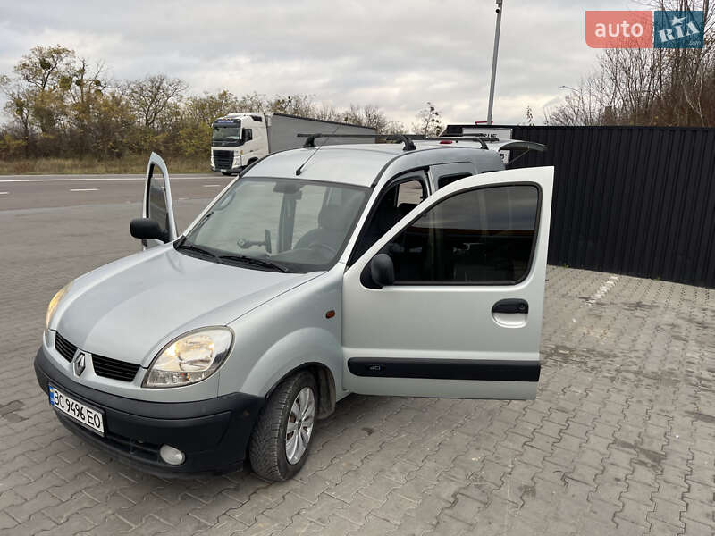 Мінівен Renault Kangoo 2004 в Буську
