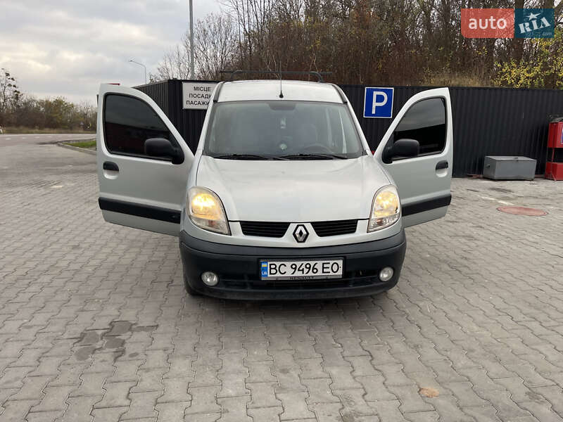 Мінівен Renault Kangoo 2004 в Буську