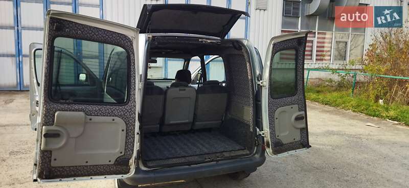 Мінівен Renault Kangoo 2002 в Ужгороді