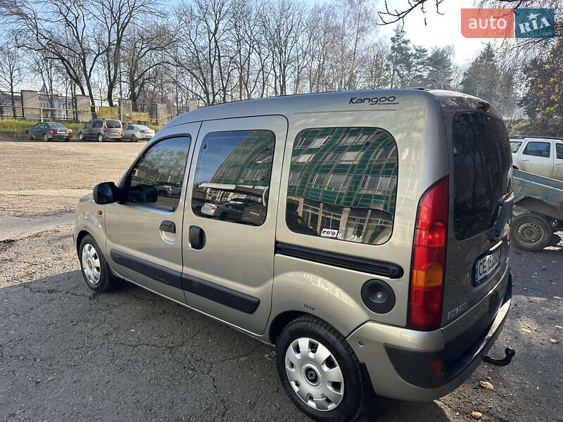 Мінівен Renault Kangoo 2004 в Чернівцях