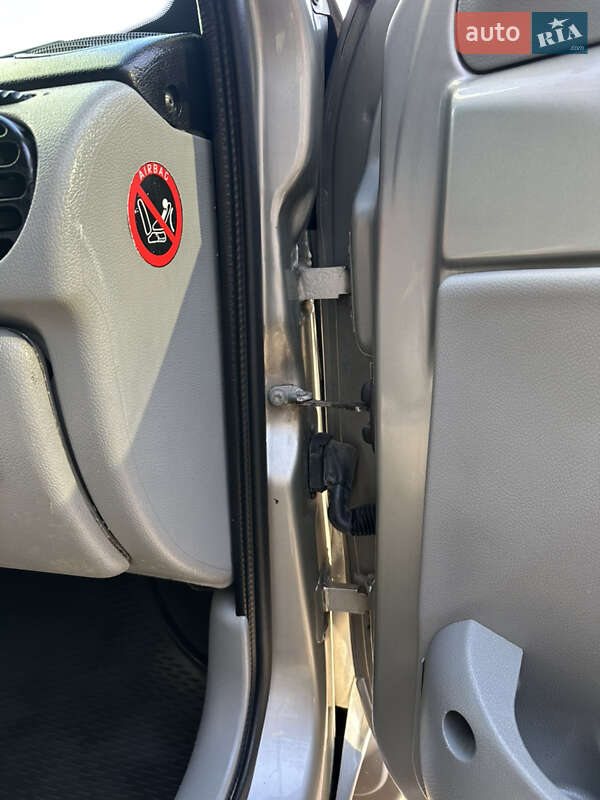 Мінівен Renault Kangoo 2004 в Чернівцях