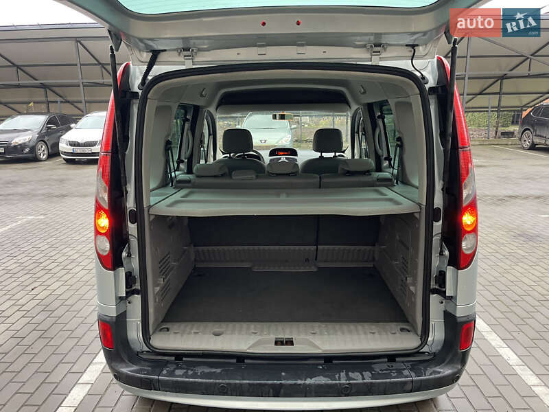 Минивэн Renault Kangoo 2010 в Луцке
