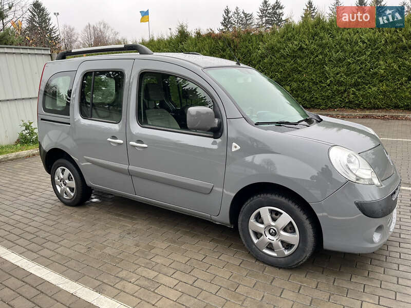 Минивэн Renault Kangoo 2012 в Луцке