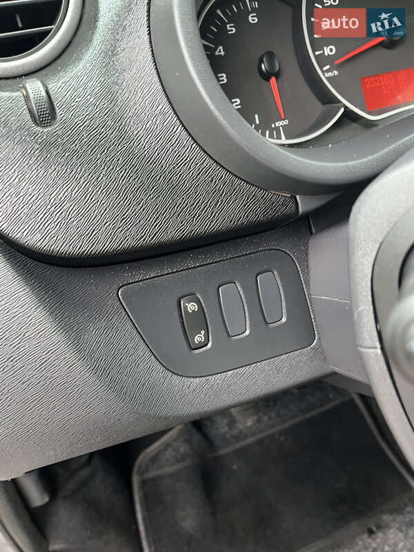 Минивэн Renault Kangoo 2012 в Луцке