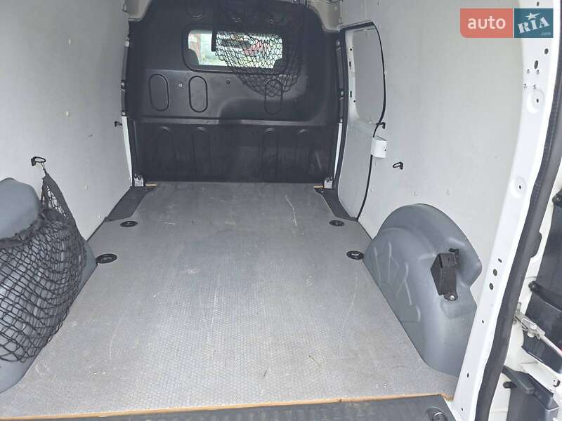 Грузовой фургон Renault Kangoo 2018 в Киеве фото 19 Грузовой фургон Renault Kangoo 2018 в Киеве