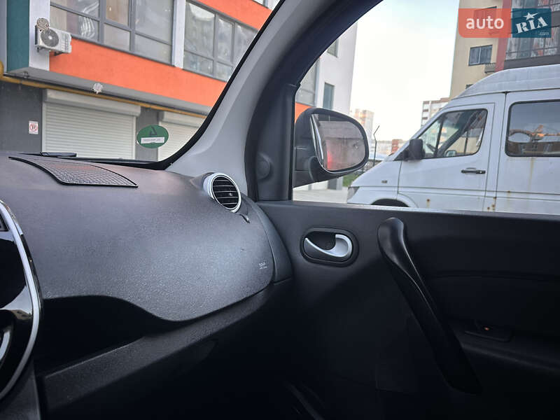 Мінівен Renault Kangoo 2017 в Житомирі