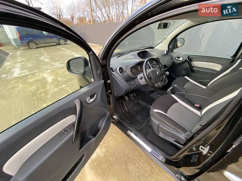 Вантажний фургон Renault Kangoo 2015 в Києві