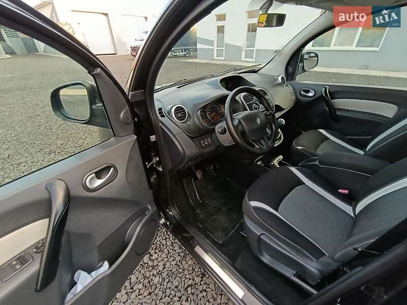 Вантажний фургон Renault Kangoo 2015 в Ковелі