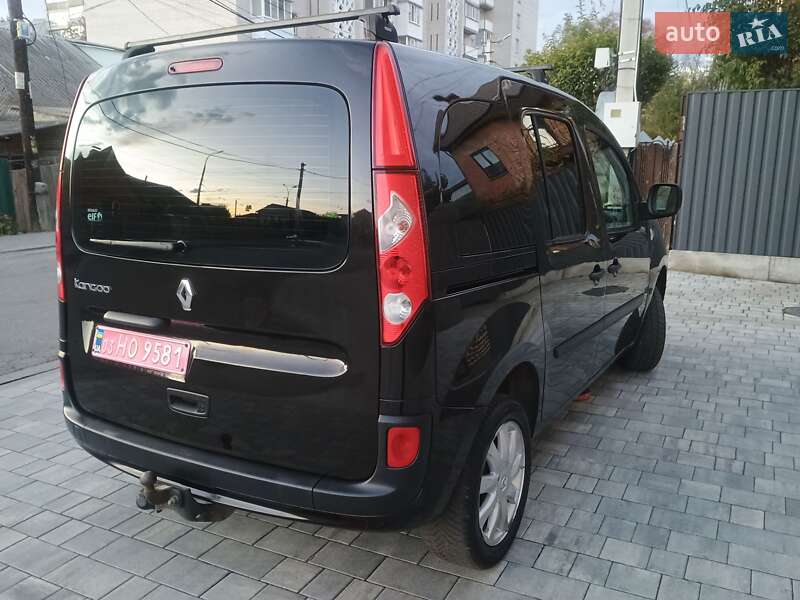 Минивэн Renault Kangoo 2010 в Виннице