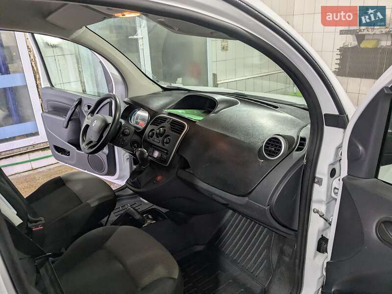 Грузовой фургон Renault Kangoo 2018 в Костополе фото Грузовой фургон Renault Kangoo 2018 в Костополе