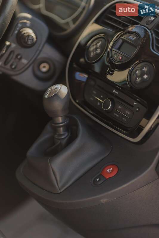 Мінівен Renault Kangoo 2014 в Тернополі фото 45 Мінівен Renault Kangoo 2014 в Тернополі