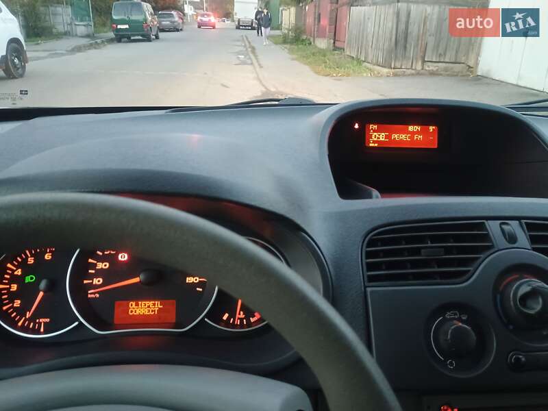 Минивэн Renault Kangoo 2010 в Виннице